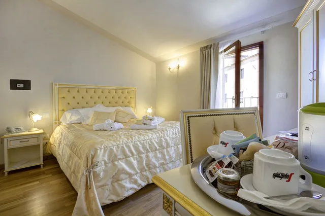 جناح فاخر، Hotel Volterra In 2/5