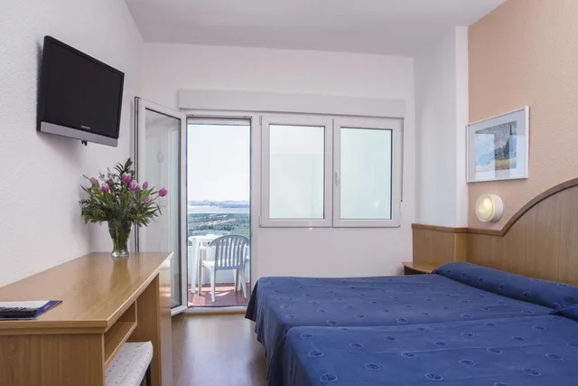غرفة مفردة بإطلالة على البحر بشرفة، PLAYAS DE GUARDAMAR HOTEL 2/2