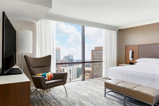 1 Bedroom, Presidential, Suite, King Bed, Sofa, Houston Marriott Medical Center/Museum District 1/6