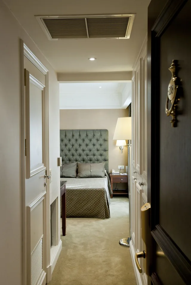 غرفة اقتصادية بسرير مزدوج، Hera Hotel 2/3