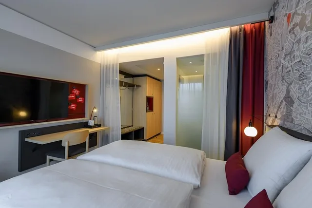 غرفة سوبيريور بسرير مزدوج، Intercityhotel Herford 1/2
