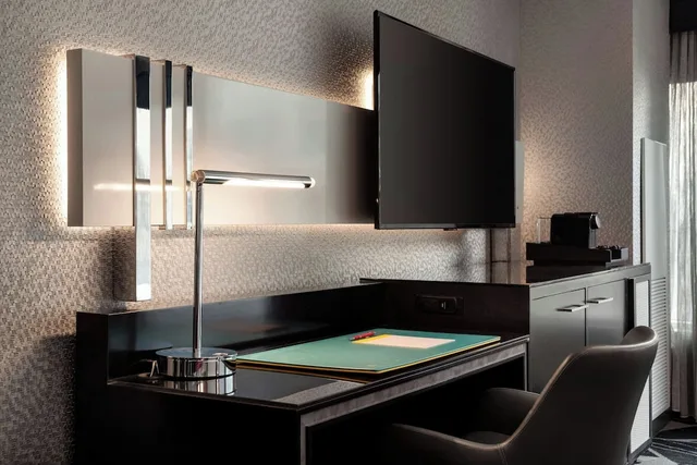 Room, 2 Queen Beds, Skyline View، The Clancy, Autograph Collection 7/7