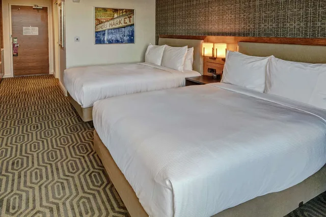 غرفة بسرير كوين لذوي الإعاقة، Hilton Franklin Cool Springs 2/3