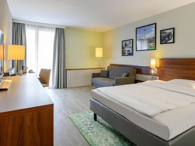 غرفة قياسية بسرير كوين مع أريكة، Mercure Hotel Stuttgart Sindelfingen an der Messe 2/6