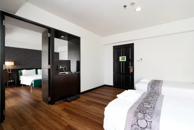 جناح عائلي، Lily Hotel Bangkok 3/10