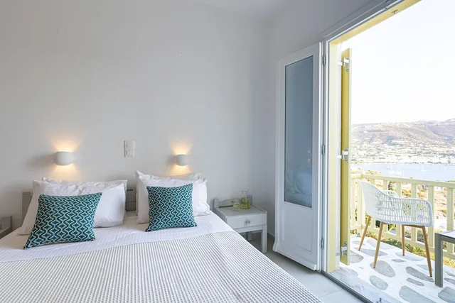غرفة عائلية بسرير مزدوج مع أريكة، Akrotiri Hotel 2/5