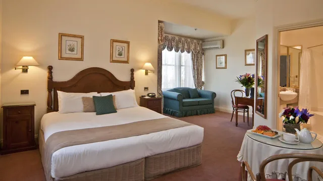 Heritage, Spa, King Bed، Mountain Heritage Hotel And Spa Retreat 3/10