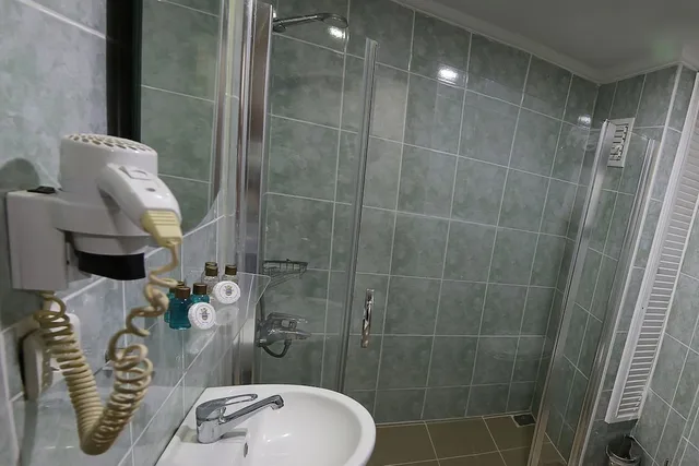 غرفة قياسية ثلاثية، Panorama Health Club Hotel 2/2