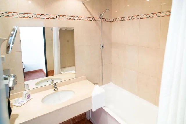 غرفة رئاسية، Ariane Hotel 8/9