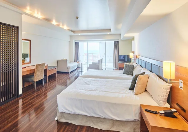 غرفة بإطلالة على البحر بغرفتي نوم بأرضية تاتامي، Hotel Mahaina Wellness Resort Okinawa 2/8