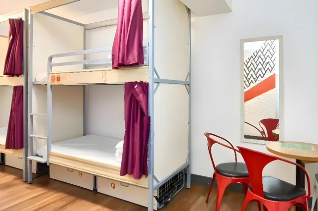 Female Dorm, Female Only, 10 Beds، St Christophers Inn Village London Bridge Hostel Ex Hostel St Christophers Village 3/3