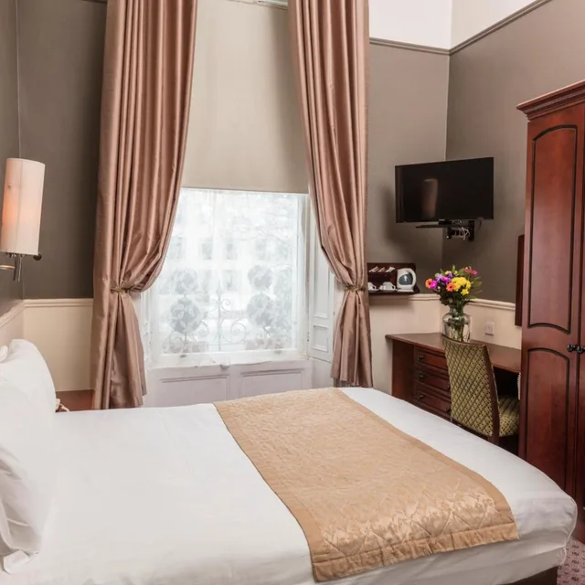 غرفة بسرير مزدوج، LANSDOWNE HOTEL 5/10