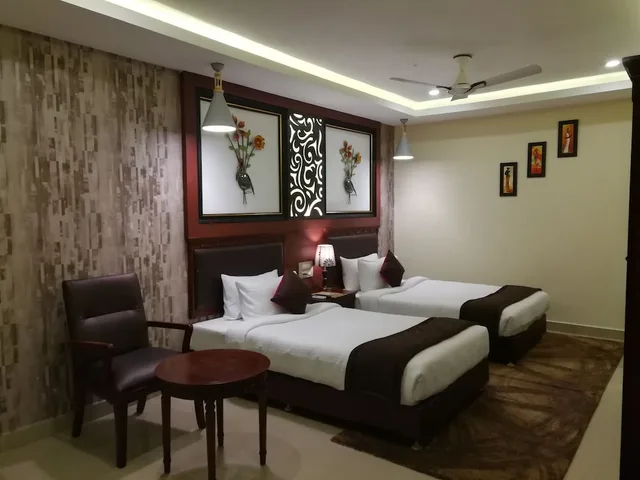 غرفة سوبيريور بسرير كينج، Sathyam Grand Resort Sriperumbudur 5/9