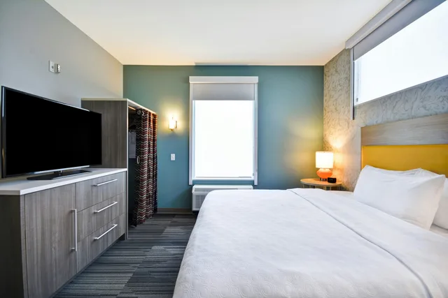 جناح بسرير كينج بغرفة نوم واحدة، Home2 Suites By Hilton Queensbury Glens Falls 1/6