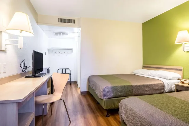 غرفة ديلوكس رباعية، Motel6 Pueblo, CO - I-25 3/8