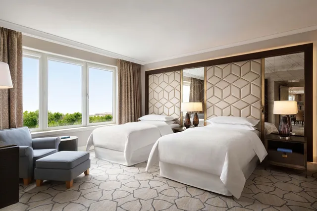 Presidential, Suite, Sheraton Grand Warsaw 1/4