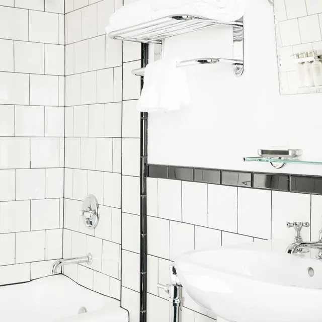 غرفة قياسية بسرير مزدوج، Tilden Hotel 4/4