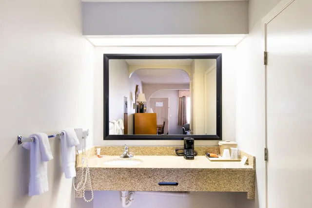 غرفة بسريرين كوين لذوي الإعاقة، OYO Hotel Stafford TX I-69 North 7/7