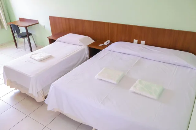 غرفة قياسية ثلاثية، Trindade Plaza Hotel 1/4