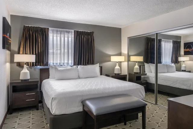 جناح بسرير كينج مع أريكة بمطبخ، Best Western Pahrump Oasis 2/6