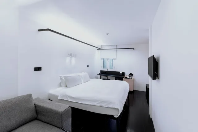 استوديو بسرير كينج مع أريكة، Hotel Mono 1/6