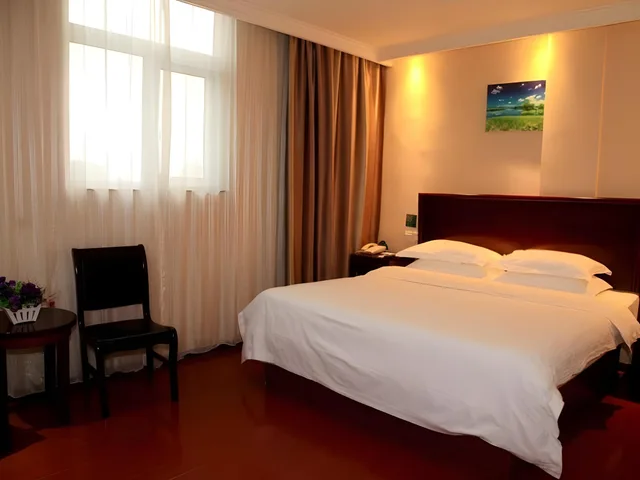 غرفة بسرير كينج، GreenTree Inn Jining Jiaxiang County Jianshe South Road Express Hotel 2/2