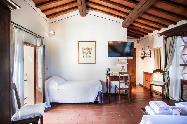 غرفة كومفورت ثلاثية بغرفة نوم واحدة، Tenuta il Burchio Hotel 7/10