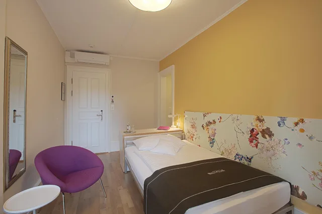 غرفة مفردة بإطلالة على الجبل، Boutique Hotel Bellevue 1/1