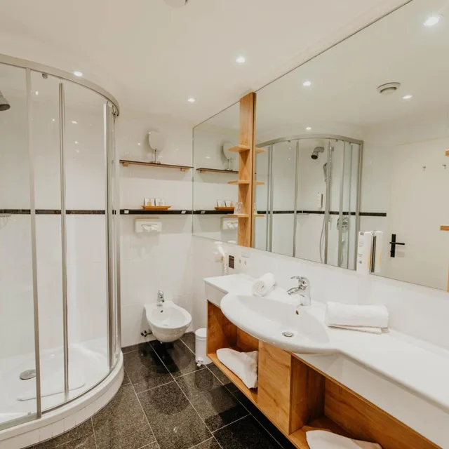 جناح جونيور بشرفة، Post Seefeld - Wellnesshotel Tirol 3/3
