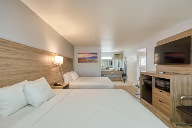 جناح استوديو عائلي، Vagabond Inn San Luis Obispo 2/5