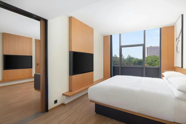 Select, Guest Room, King Bed, City View، Fairfield by Marriott Zhuji 1/2