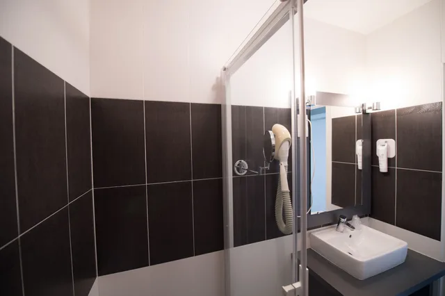 غرفة سوبيريور بسرير كوين، Hotel the Originals Roscoff Armen Le Triton 9/10