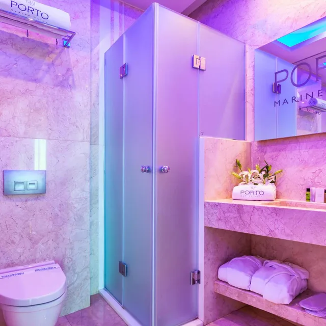 جناح بإطلالة على البحر، Porto Marine Hotel 6/10