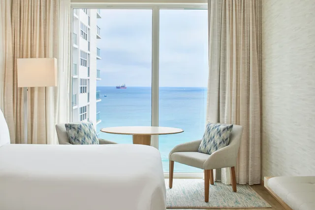 غرفة بسريرين كوين بإطلالة، AC Hotel by Marriott Fort Lauderdale Beach 2/3