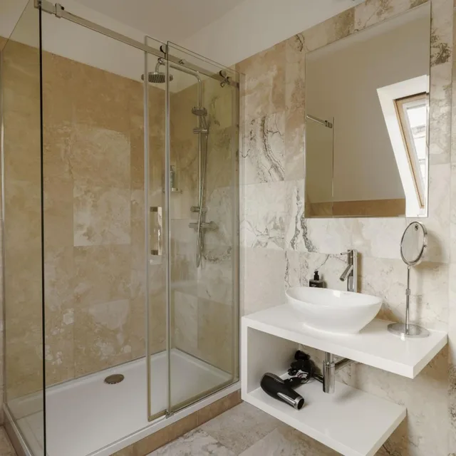 جناح كومفورت مع أريكة، limehome Prague Halkova 6/10