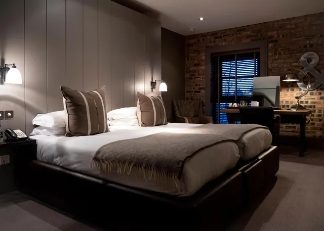 غرفة بسريرين منفصلين، Dakota Edinburgh 7/10