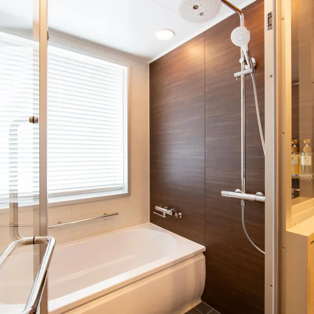 غرفة ملكية غراند في طابق مرتفع، Karaksa Hotel Grande Shin-Osaka Tower 8/9