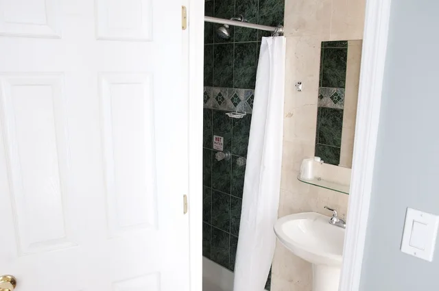 غرفة بسريرين مزدوجين، Ponce De Leon Hotel 8/8