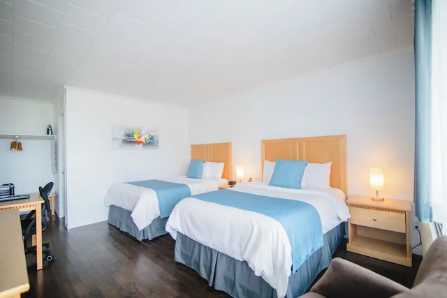 Pavilion, Comfort, 2 Double Beds، Hostellerie Baie Bleue 1/3