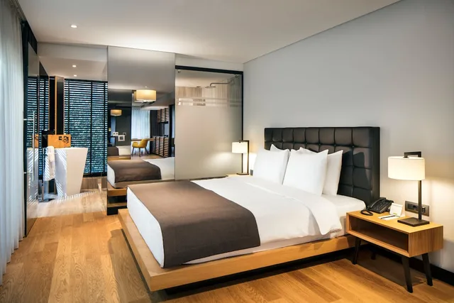 غرفة بريفيليج بسرير كينج، METROPOLITAN HOTELS BOSPHORUS 4/10