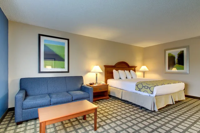 جناح استوديو ديلوكس بسرير كينج، Galesburg Inn and Suites 3/5