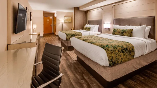 جناح بسرير كوين مع أريكة، Best Western Premier I-95 Savannah Airport/ Pooler West 1/2
