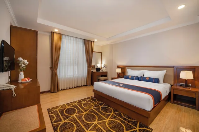 غرفة متصلة تنفيذية بإطلالة على البحر بشرفة، BlueSun Danang Beach Hotel 7/10