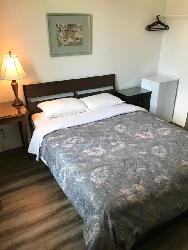 غرفة بسرير مزدوج، Hotel Bon Accueil 4/10