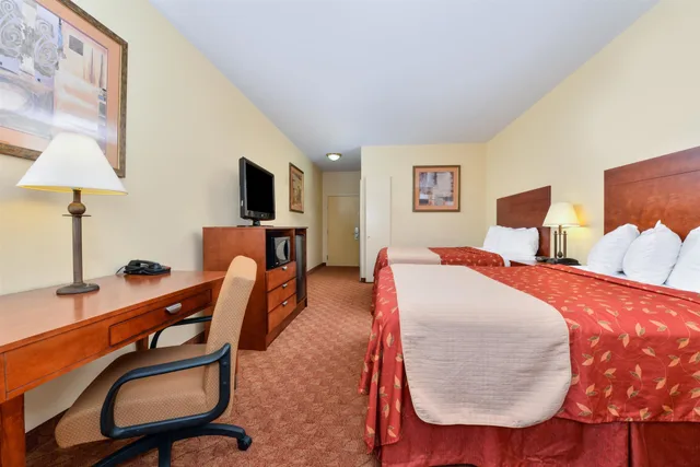 غرفة بسريرين كوين، Americas Best Value Inn & Suites Livingston 2/10