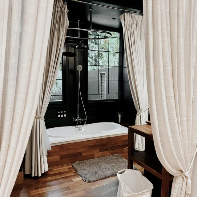 استوديو بشرفة، Chandra Residence 7/8