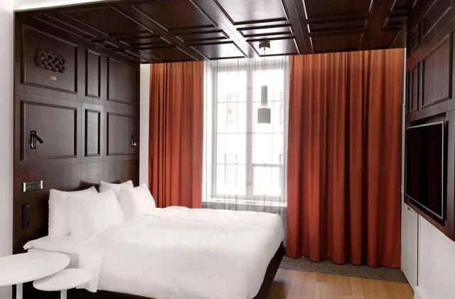 غرفة بزنس بسرير كينج، Radisson Blu Plaza Helsinki 1/5