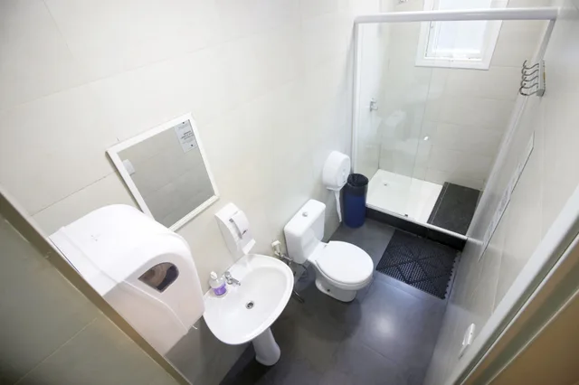 غرفة رباعية بسرير مزدوج وسرير بطابقين، El Misti Hostel Ipanema 10/10