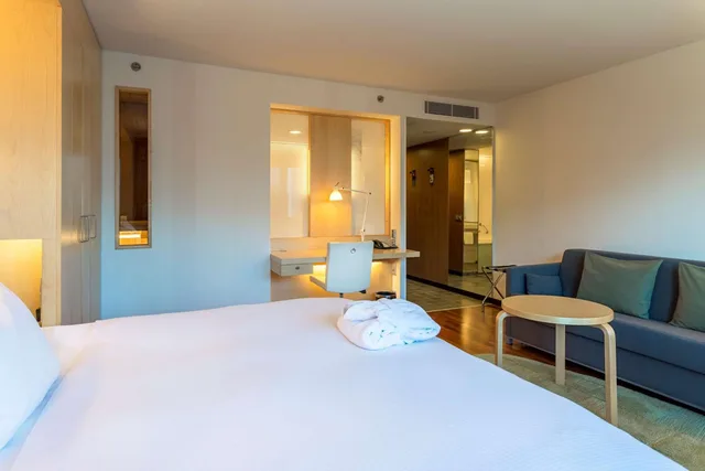 غرفة عائلية، Hilton Helsinki Airport 1/10