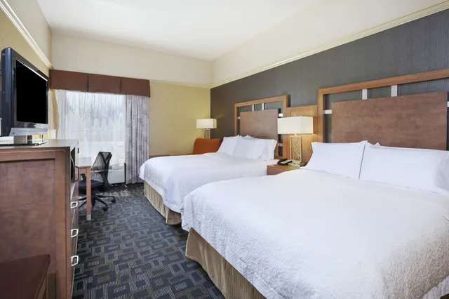 غرفة بسريرين مزدوجين، Hampton Inn Clinton, NJ 2/3